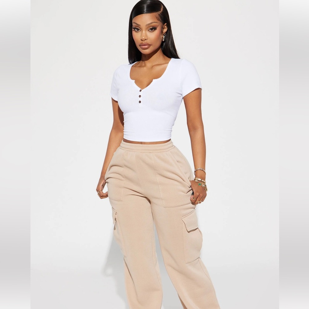 NWT tan jogger sweatpants